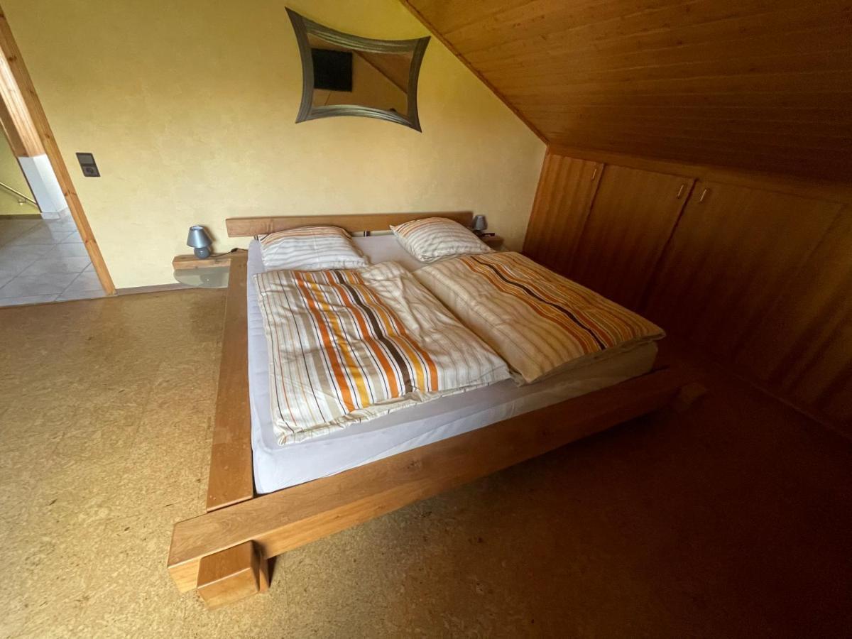Ferienwohnung Zum Nuerburgring Munk Екстер'єр фото