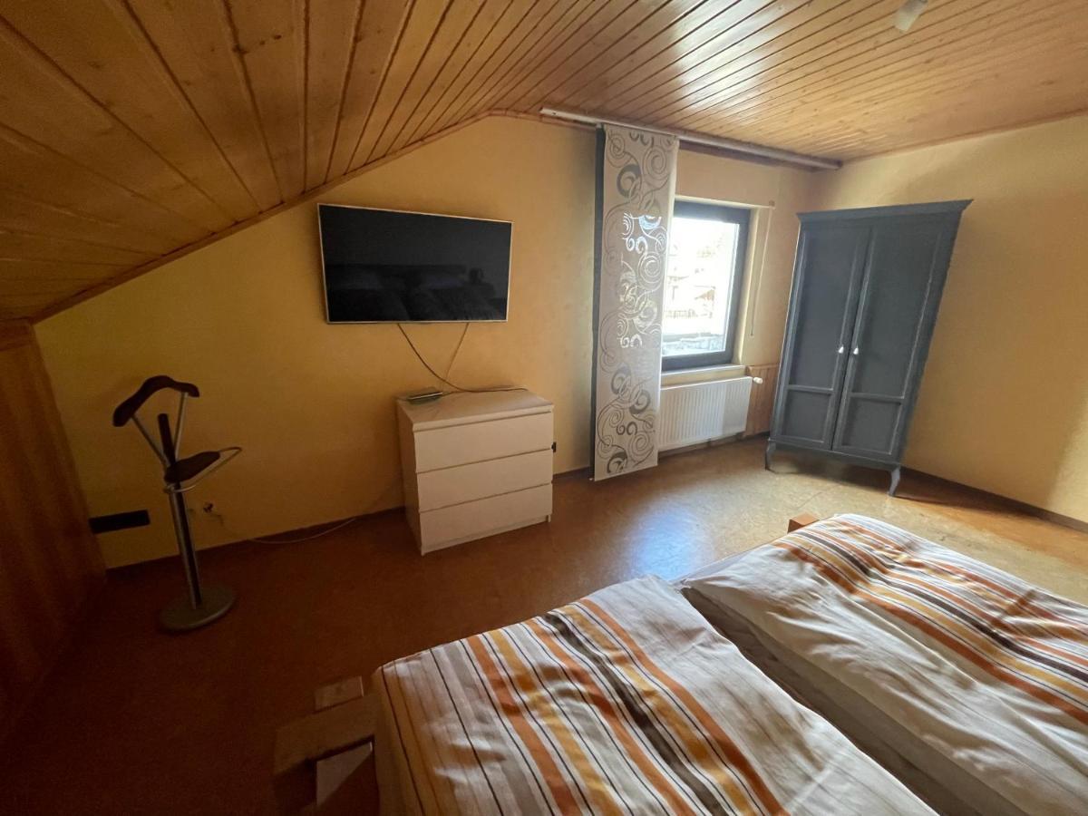Ferienwohnung Zum Nuerburgring Munk Екстер'єр фото